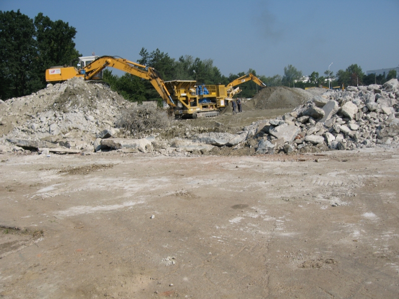 demolari, demolari mecanice, demolari controlate, concasare beton din demolari